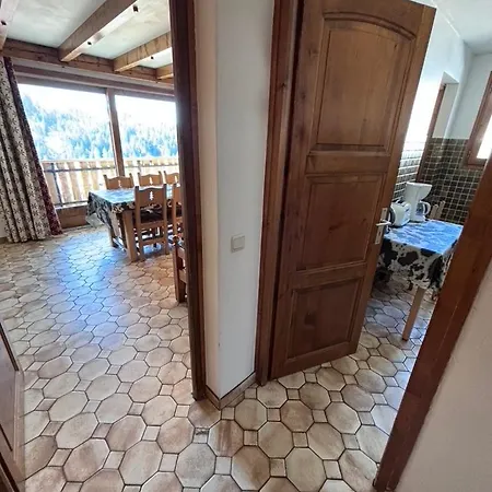 Chardonnet, Chez Francine * نوتر دام دو بيلكومبيه